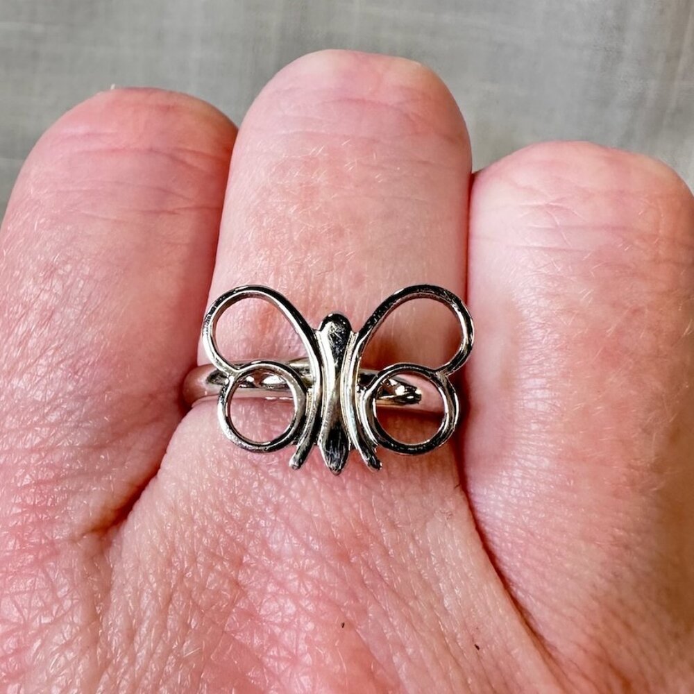 Vintage Sarah Coventry Silver Tone Butterfly Ring